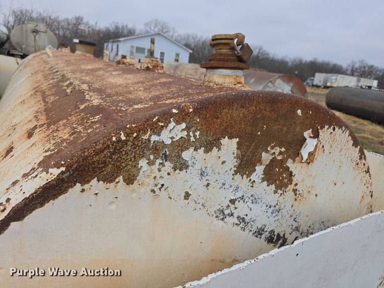 image for item FI0686 Fuel tank