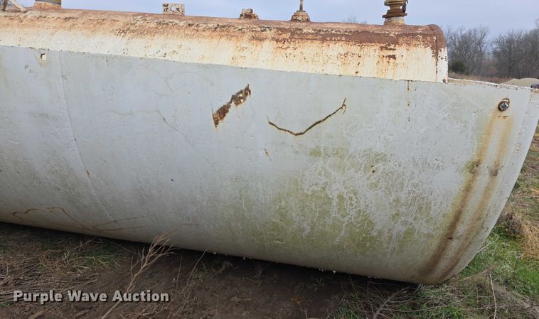 image for item FI0686 Fuel tank