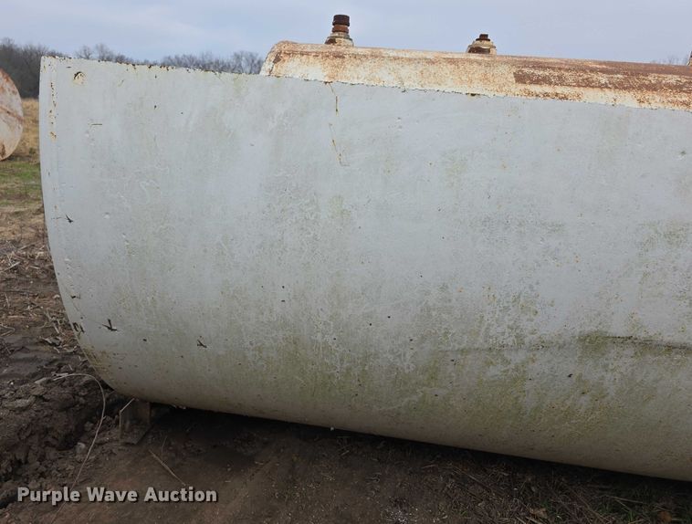 image for item FI0686 Fuel tank