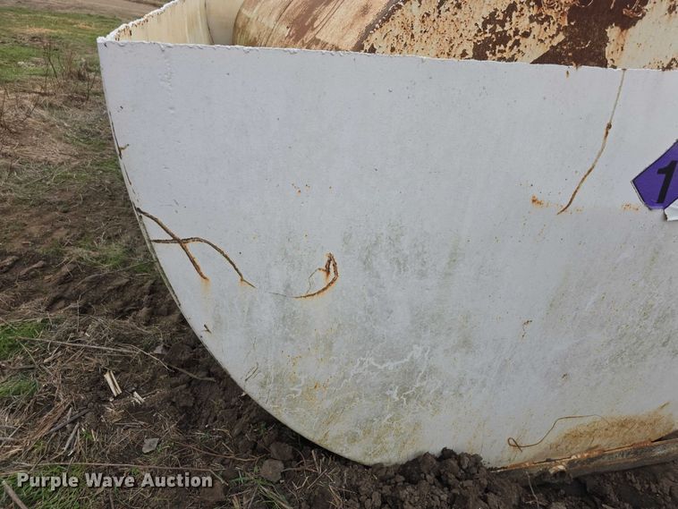 image for item FI0686 Fuel tank