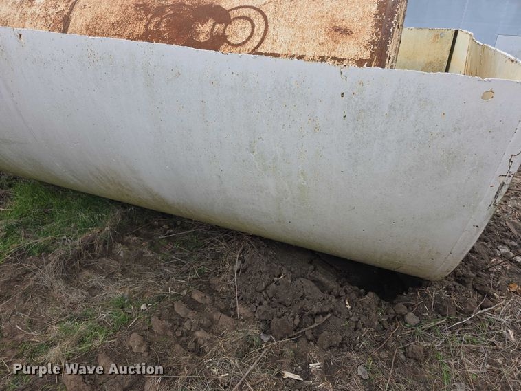 image for item FI0686 Fuel tank