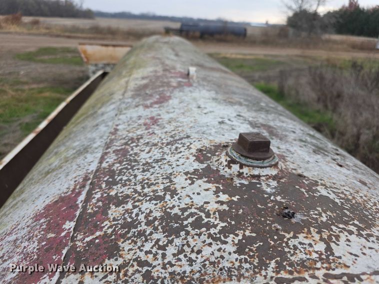 image for item FI0687 Diesel fuel tank