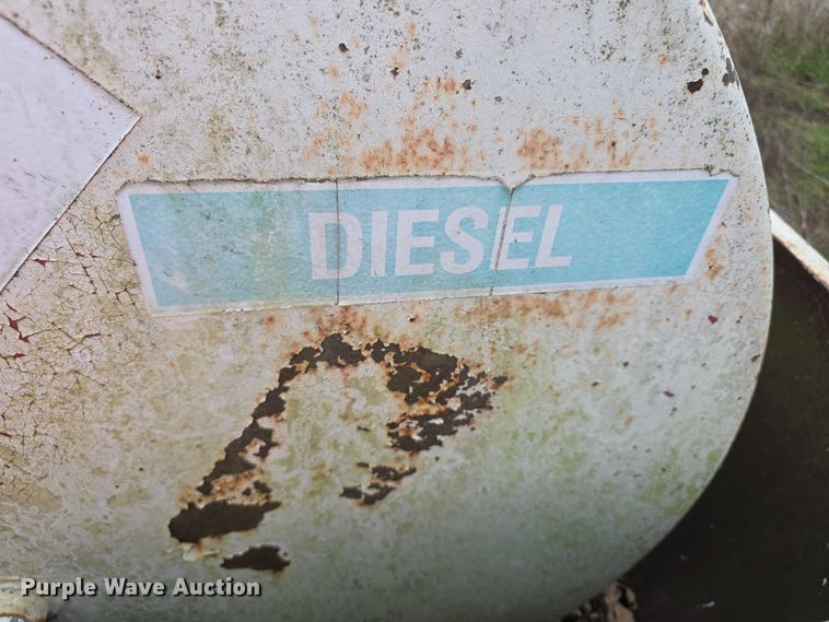image for item FI0687 Diesel fuel tank