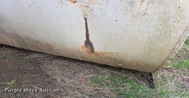 image for item FI0687 Diesel fuel tank