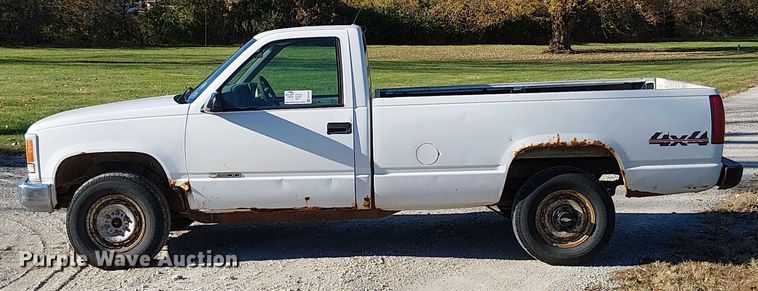 image for item FK0537 1998 Chevrolet K1500 pickup truck