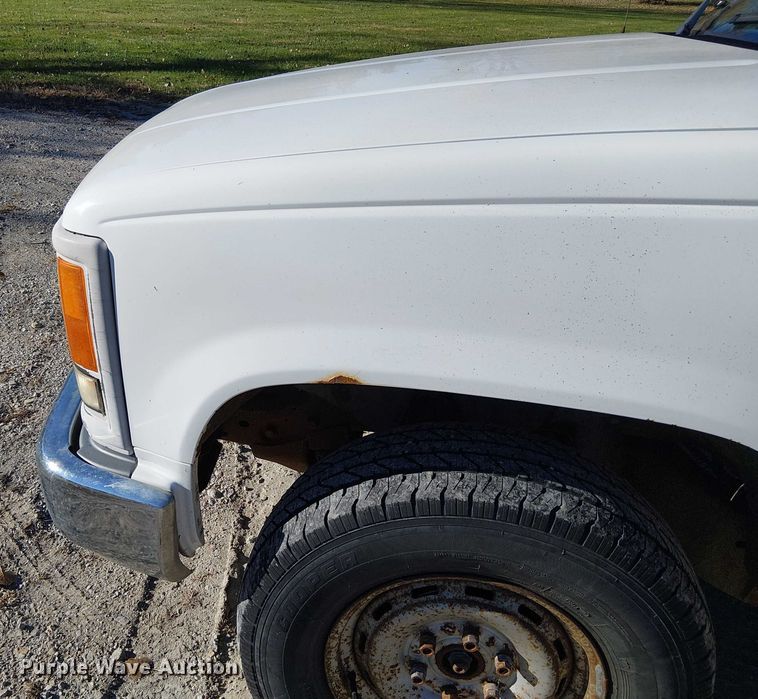 image for item FK0537 1998 Chevrolet K1500 pickup truck