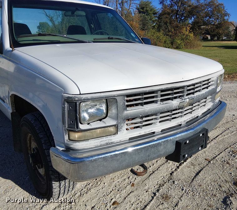 image for item FK0537 1998 Chevrolet K1500 pickup truck