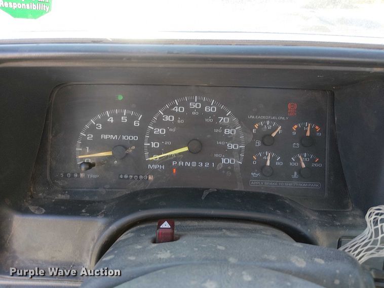 image for item FK0537 1998 Chevrolet K1500 pickup truck