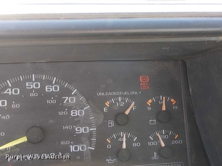 image for item FK0537 1998 Chevrolet K1500 pickup truck