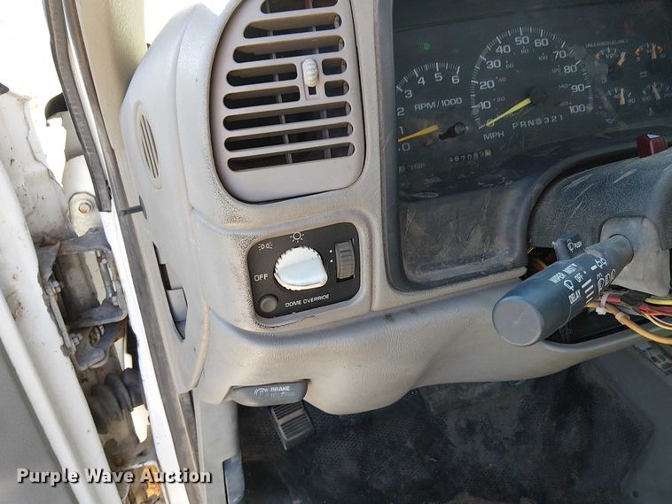 image for item FK0537 1998 Chevrolet K1500 pickup truck