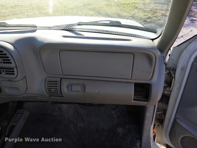 image for item FK0537 1998 Chevrolet K1500 pickup truck