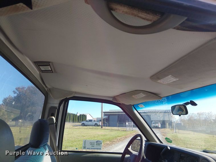 image for item FK0537 1998 Chevrolet K1500 pickup truck