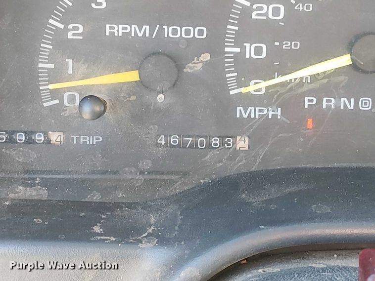 image for item FK0537 1998 Chevrolet K1500 pickup truck