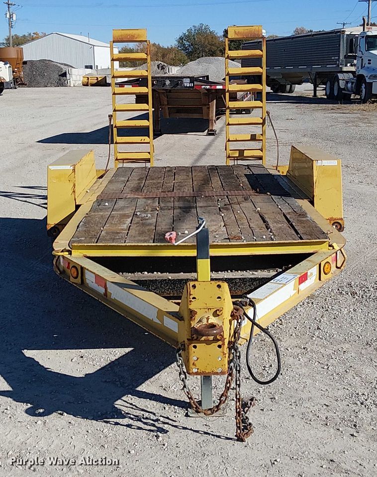 image for item FK0550 2013 Towmaster TC-12D  equipment trailer