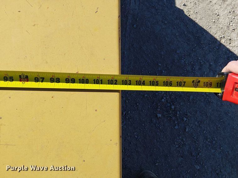 image for item FK0550 2013 Towmaster TC-12D  equipment trailer