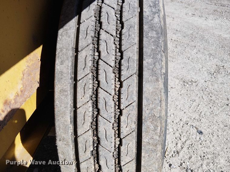 image for item FK0550 2013 Towmaster TC-12D  equipment trailer