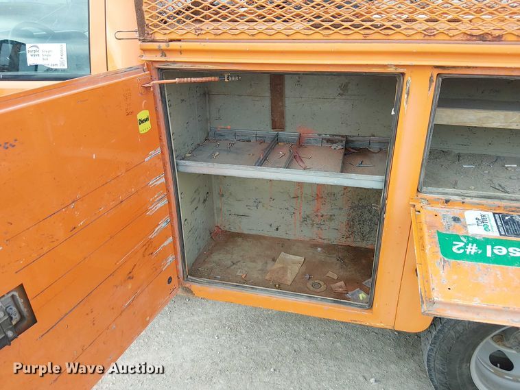 image for item FK0553 2013 Chevrolet Silverado 3500HD utility bed pickup truck