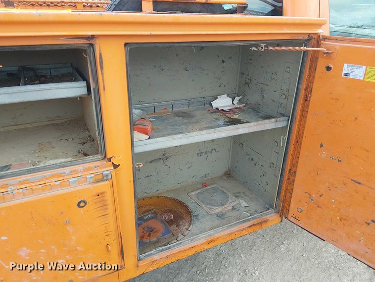 image for item FK0553 2013 Chevrolet Silverado 3500HD utility bed pickup truck