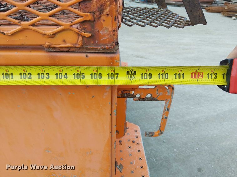 image for item FK0553 2013 Chevrolet Silverado 3500HD utility bed pickup truck