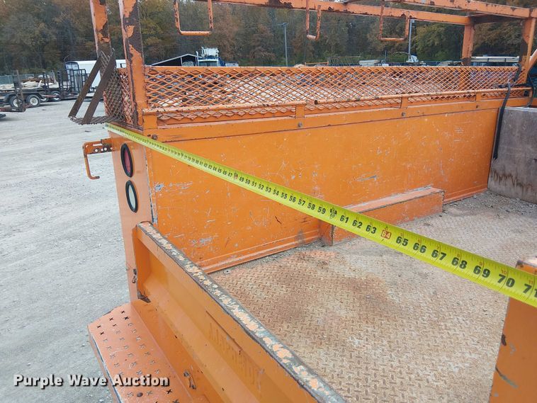 image for item FK0553 2013 Chevrolet Silverado 3500HD utility bed pickup truck