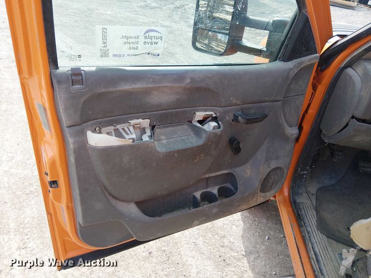 image for item FK0553 2013 Chevrolet Silverado 3500HD utility bed pickup truck