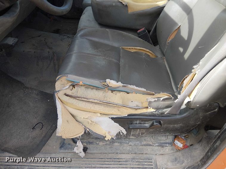 image for item FK0553 2013 Chevrolet Silverado 3500HD utility bed pickup truck