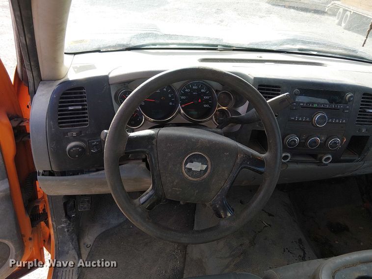 image for item FK0553 2013 Chevrolet Silverado 3500HD utility bed pickup truck