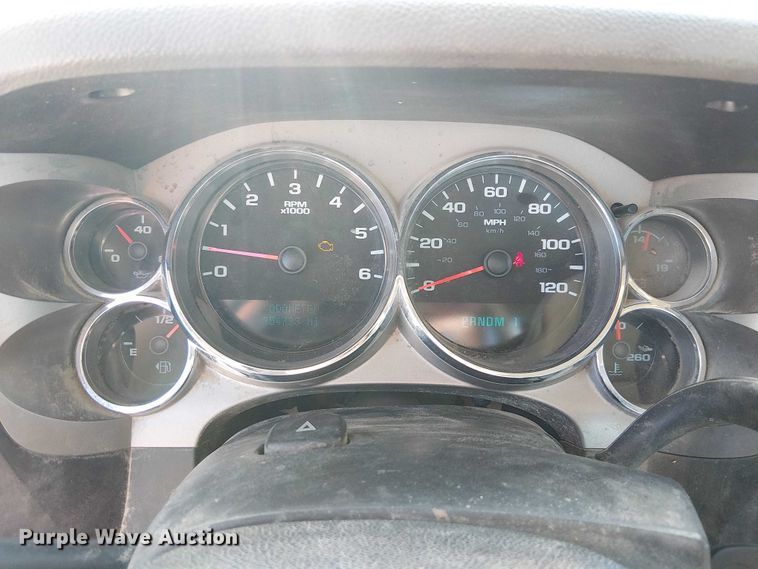 image for item FK0553 2013 Chevrolet Silverado 3500HD utility bed pickup truck