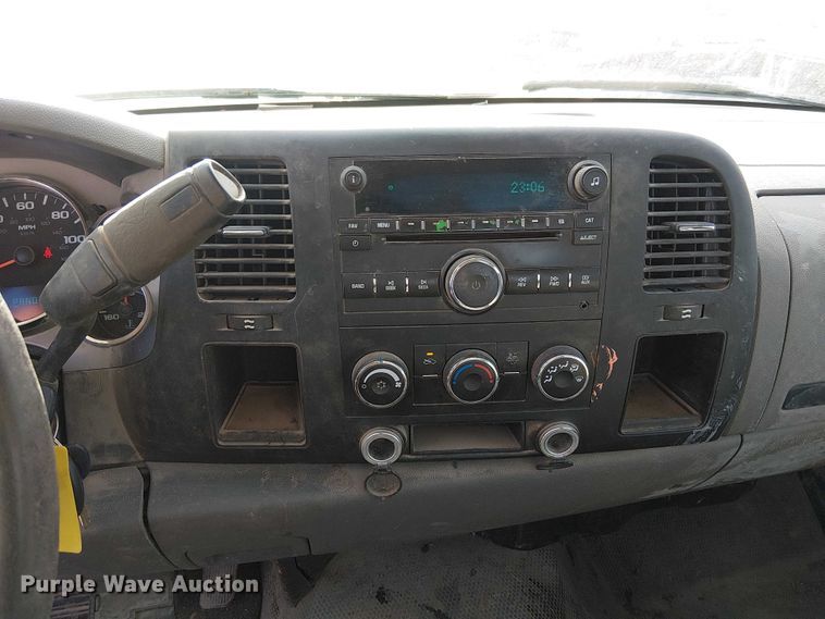 image for item FK0553 2013 Chevrolet Silverado 3500HD utility bed pickup truck