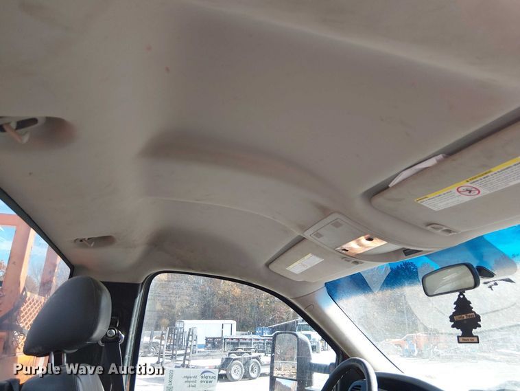 image for item FK0553 2013 Chevrolet Silverado 3500HD utility bed pickup truck