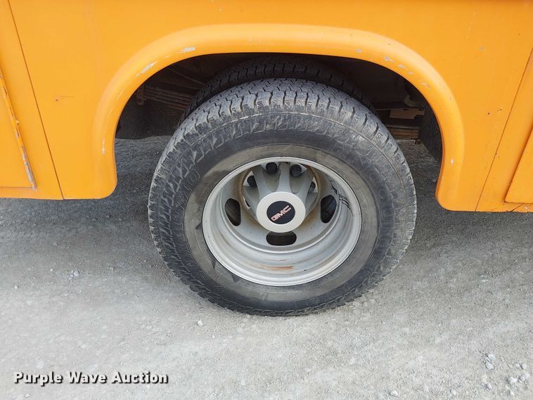 image for item FK0553 2013 Chevrolet Silverado 3500HD utility bed pickup truck