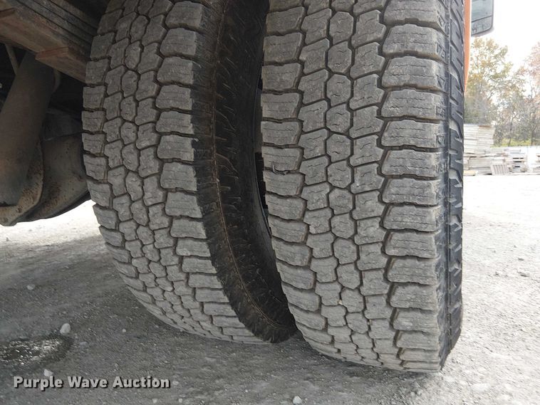 image for item FK0553 2013 Chevrolet Silverado 3500HD utility bed pickup truck