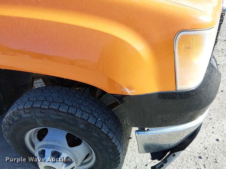 image for item FK0554 2011 GMC  Sierra 3500HD utility bed pickup truck