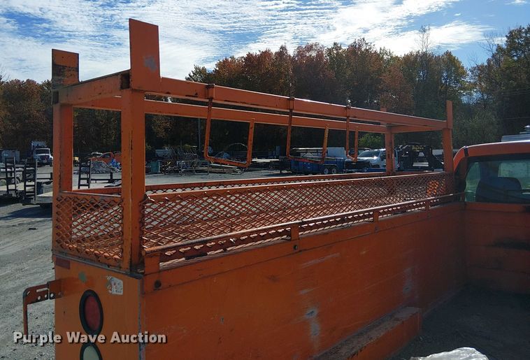 image for item FK0554 2011 GMC  Sierra 3500HD utility bed pickup truck