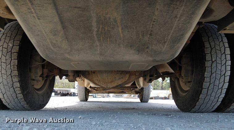 image for item FK0554 2011 GMC  Sierra 3500HD utility bed pickup truck