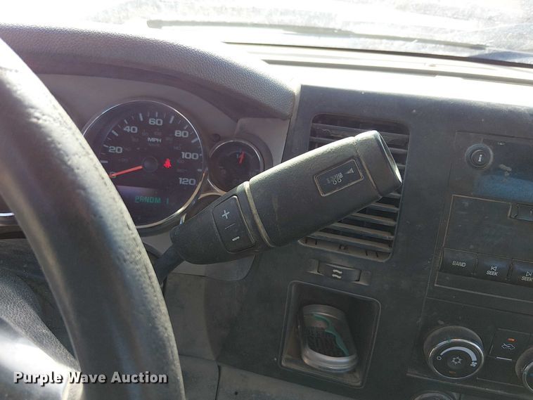 image for item FK0554 2011 GMC  Sierra 3500HD utility bed pickup truck