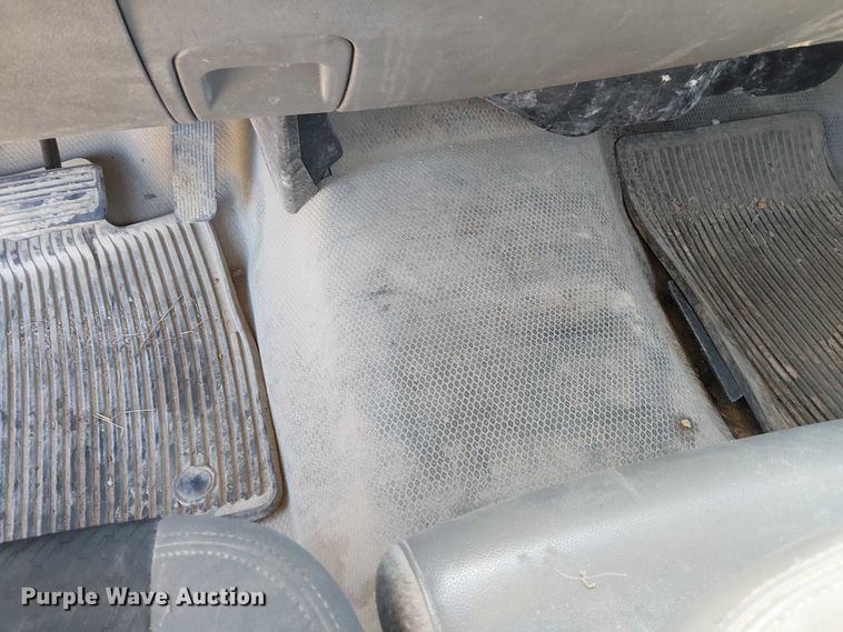 image for item FK0554 2011 GMC  Sierra 3500HD utility bed pickup truck