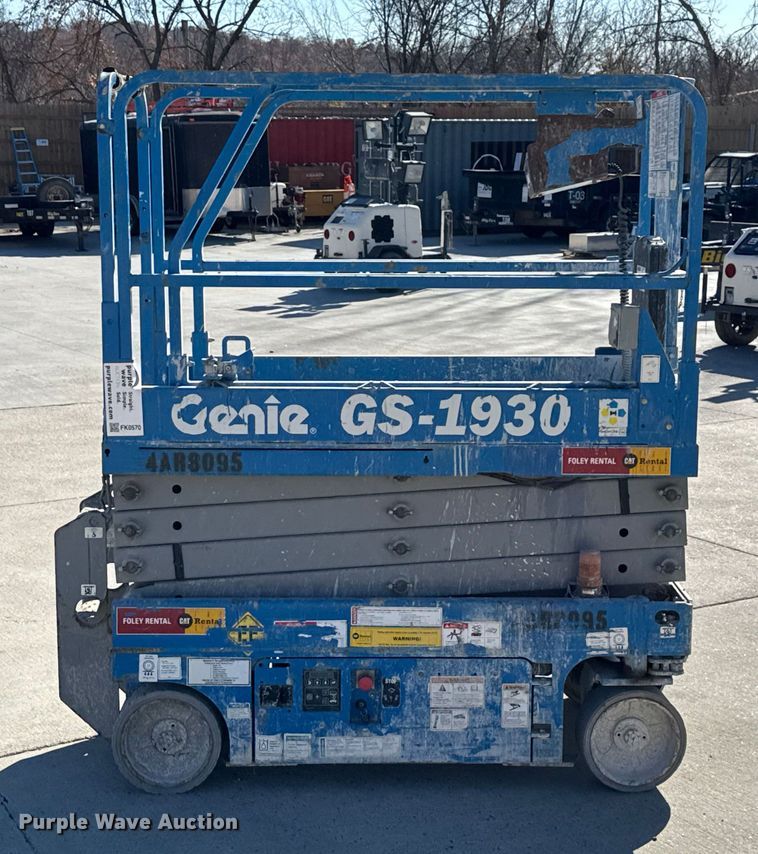 image for item FK0570 Genie GS-1930 scissor lift