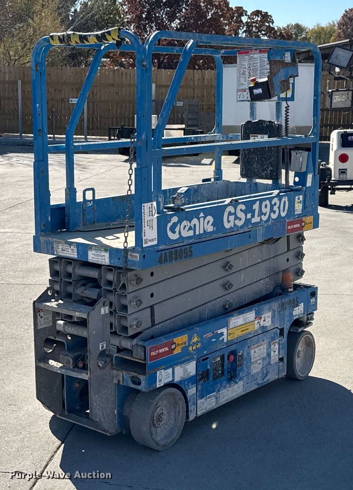 image for item FK0570 Genie GS-1930 scissor lift