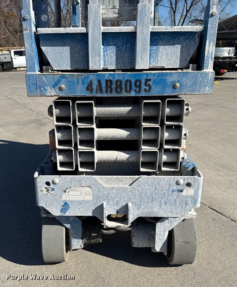 image for item FK0570 Genie GS-1930 scissor lift