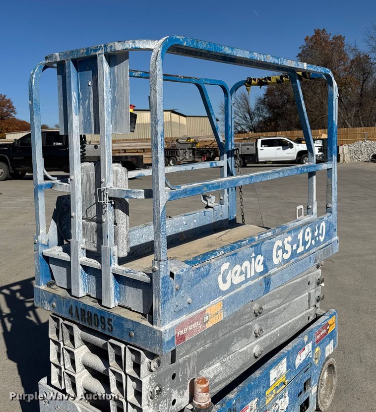 image for item FK0570 Genie GS-1930 scissor lift