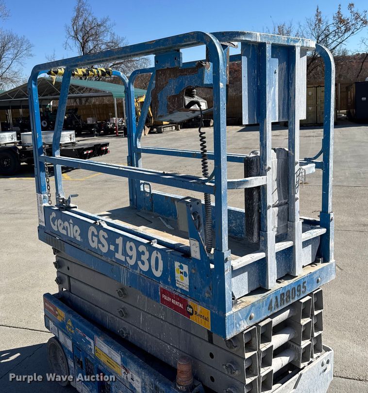 image for item FK0570 Genie GS-1930 scissor lift