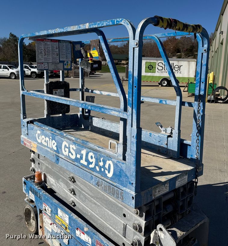 image for item FK0570 Genie GS-1930 scissor lift