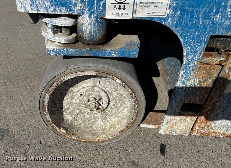 image for item FK0570 Genie GS-1930 scissor lift