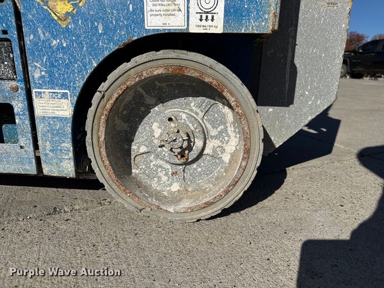 image for item FK0570 Genie GS-1930 scissor lift