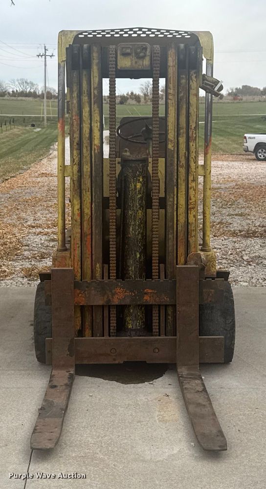 image for item FK0583 Hyster forklift