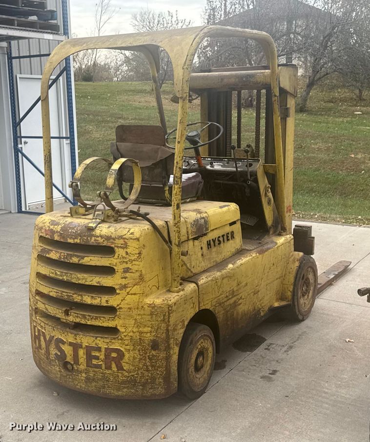 image for item FK0583 Hyster forklift