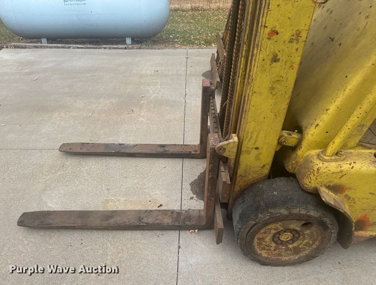 image for item FK0583 Hyster forklift