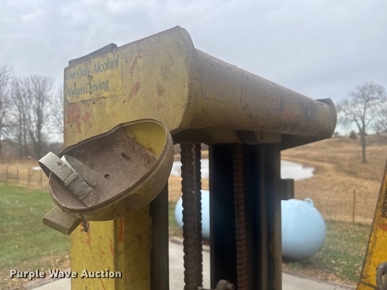 image for item FK0583 Hyster forklift