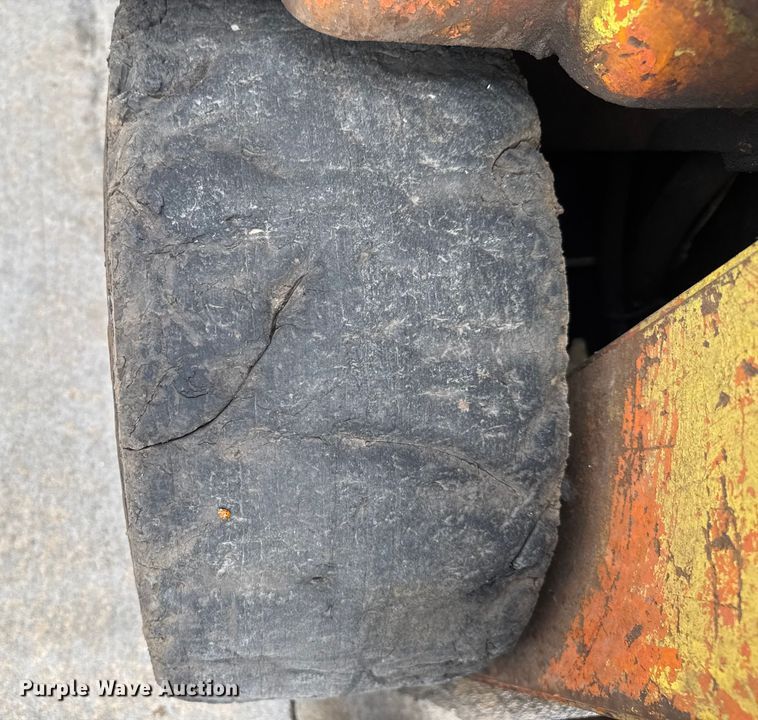 image for item FK0583 Hyster forklift